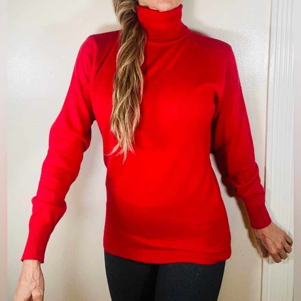 Women sweater pullover turtle neck small Alan Stuart